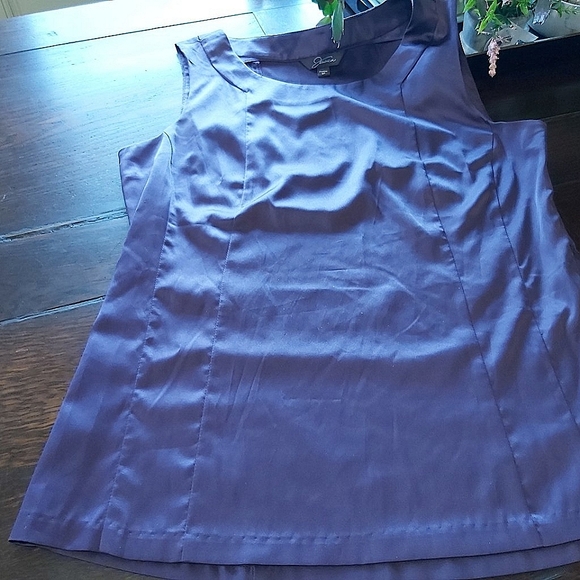 Jessica  Sleeveless  top - Picture 1 of 3